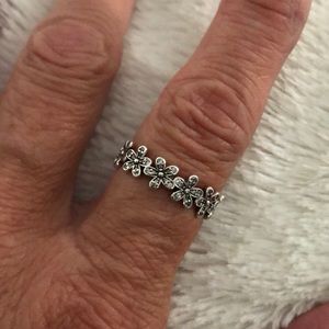 Pandora flower ring,  silver size 54 (7)